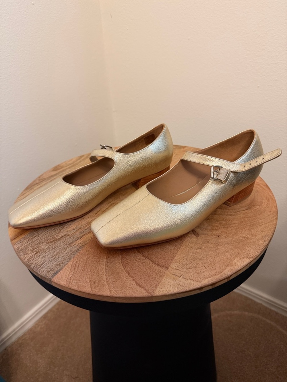 Huma Blanco . Gold Mary Jane Low Heel Women’s Shoes